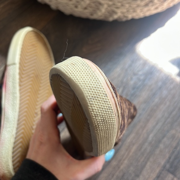 Saint Laurent Venice Leopard-Print Slip On Sneakers - Picture 10 of 12